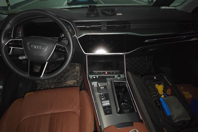 Used Audi A6L 2021 40 TFSI Luxury Prestige Edition Center Console