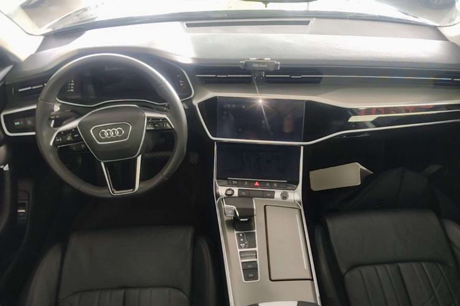 Used Audi A6L 2021 40 TFSI Luxury Prestige Edition Center Console