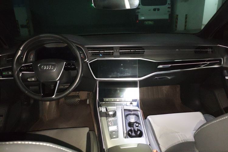 Used Audi A6L 2021 40 TFSI Luxury Dynamic Edition Center Console