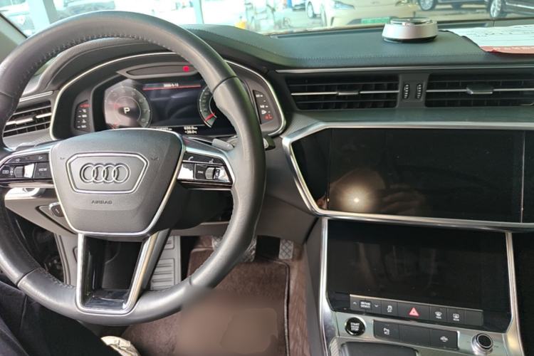 Used Audi A6L 2021 40 TFSI Luxury Prestige Edition Center Console