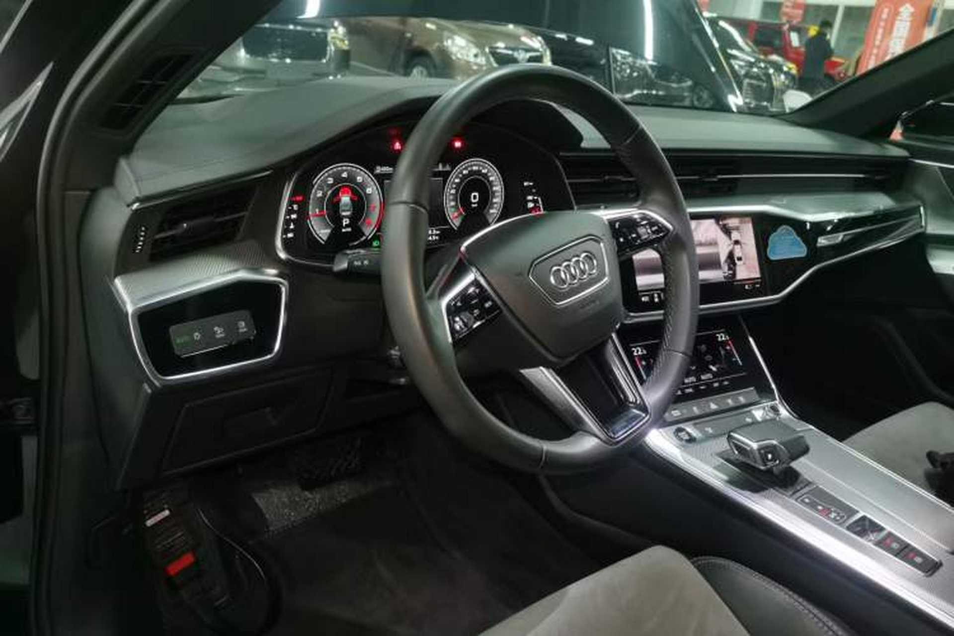 Used Audi A6L 2021 40 TFSI Luxury Dynamic Edition Center Console