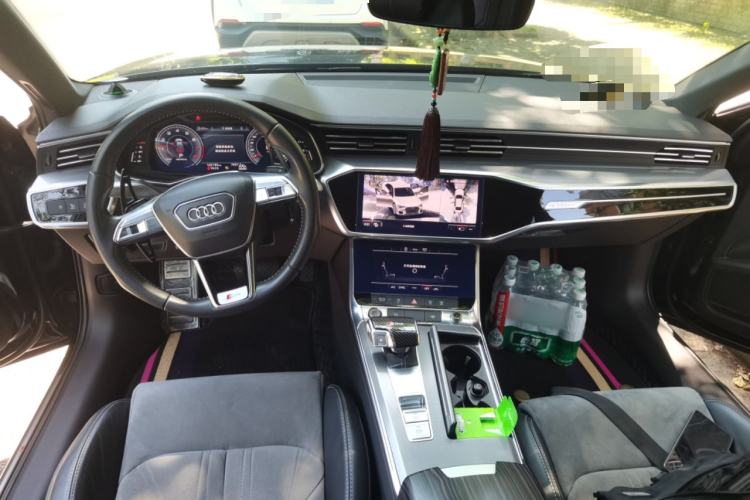 Used Audi A6L 2021 40 TFSI Luxury Dynamic Edition Center Console