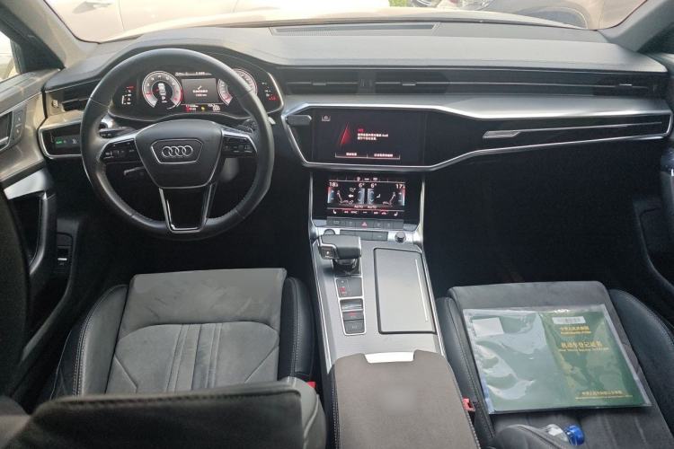 Used Audi A6L 2021 45 TFSI Enjoy Life Edition Center Console