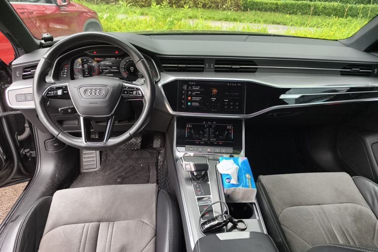 Used Audi A6L 2021 45 TFSI Prestige Dynamic Edition Center Console
