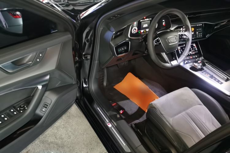 Used Audi A6L 2021 40 TFSI Luxury Dynamic Edition Driver Seat