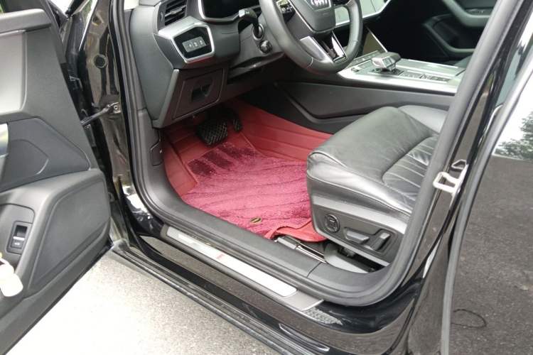 Used Audi A6L 2021 40 TFSI Luxury Dynamic Edition Driver Seat