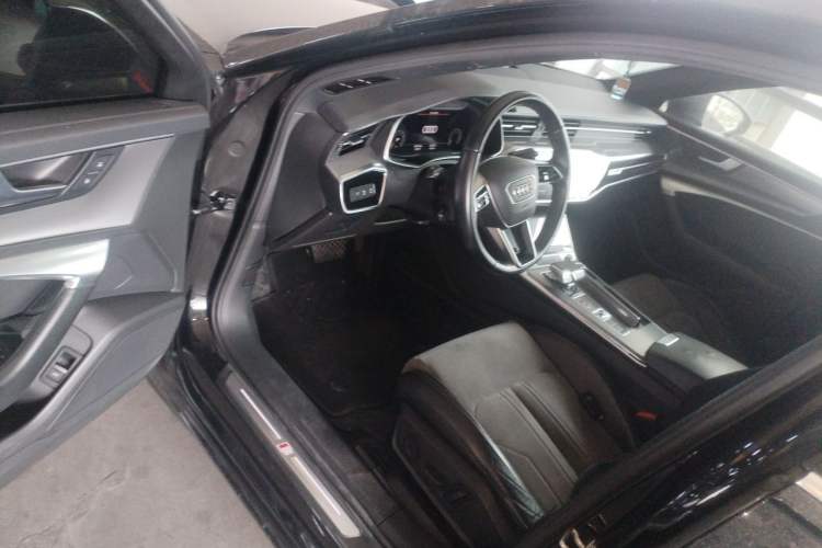 Used Audi A6L 2021 40 TFSI Luxury Dynamic Edition Driver Seat