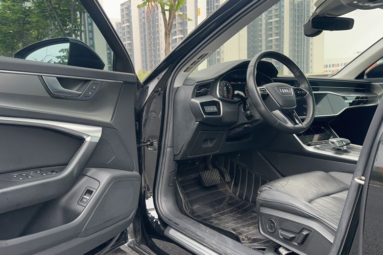 Used Audi A6L 2021 40 TFSI Luxury Dynamic Edition Driver Seat