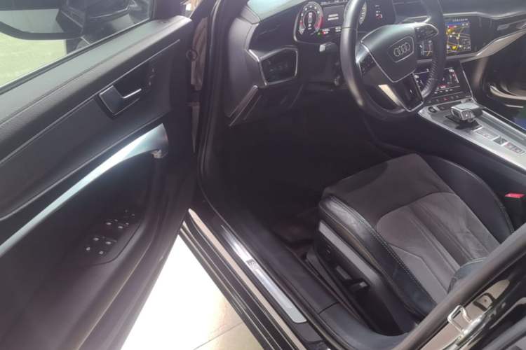 Used Audi A6L 2021 40 TFSI Luxury Dynamic Edition Driver Seat