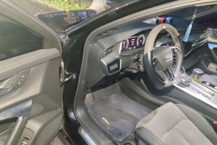 Used Audi A6L 2021 40 TFSI Luxury Dynamic Edition Driver Seat