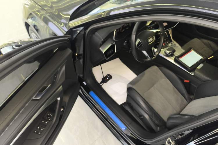 Used Audi A6L 2021 45 TFSI Prestige Dynamic Edition Driver Seat
