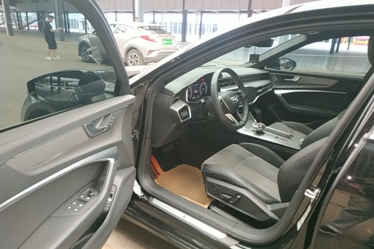 Used Audi A6L 2021 40 TFSI Luxury Dynamic Edition Driver Seat