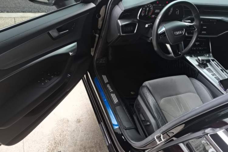 Used Audi A6L 2021 40 TFSI Luxury Dynamic Edition Driver Seat