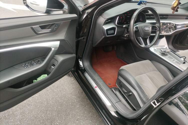 Used Audi A6L 2021 40 TFSI Luxury Dynamic Edition Driver Seat