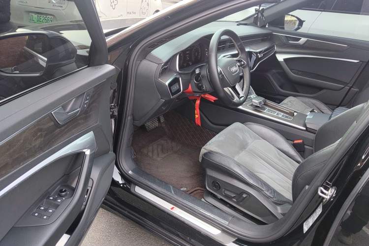 Used Audi A6L 2021 45 TFSI Prestige Dynamic Edition Driver Seat