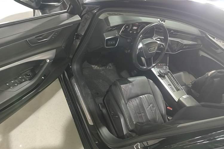 Used Audi A6L 2021 40 TFSI Luxury Prestige Edition Driver Seat