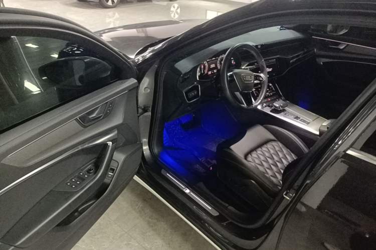 Used Audi A6L 2021 40 TFSI Luxury Dynamic Edition Driver Seat