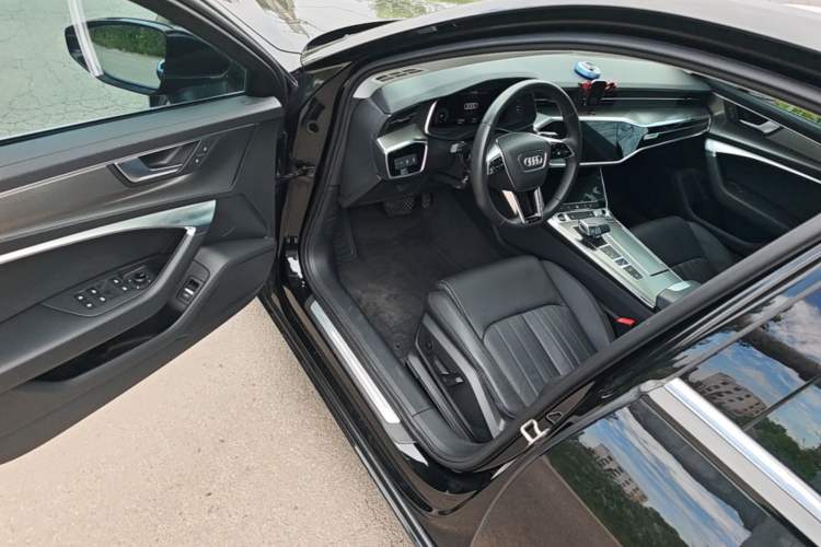 Used Audi A6L 2021 40 TFSI Luxury Prestige Edition Driver Seat