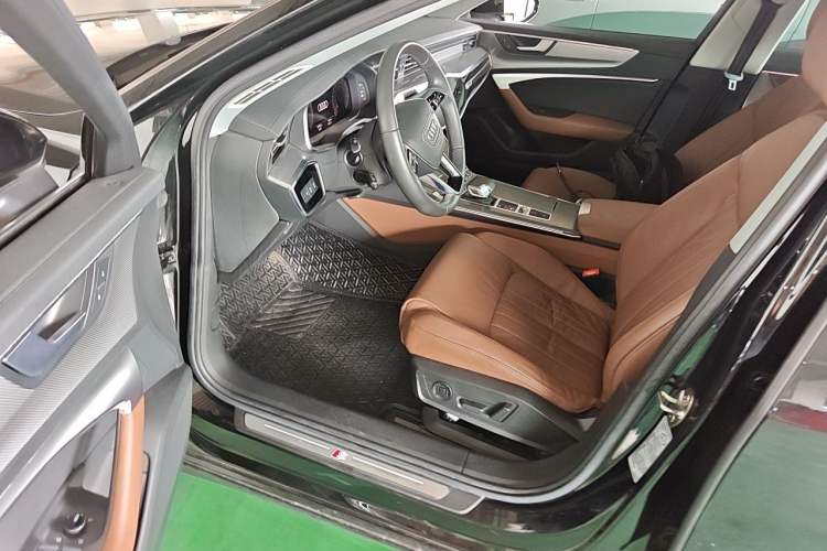 Used Audi A6L 2021 40 TFSI Luxury Dynamic Edition Driver Seat
