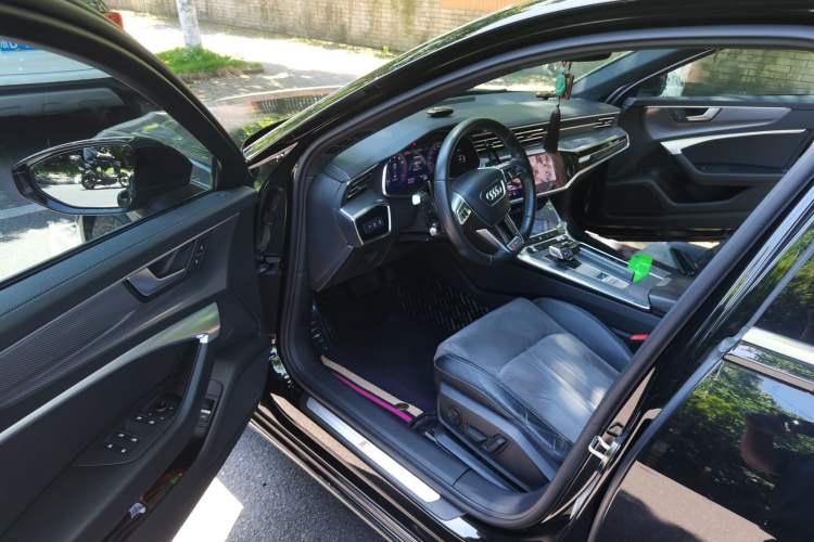 Used Audi A6L 2021 40 TFSI Luxury Dynamic Edition Driver Seat