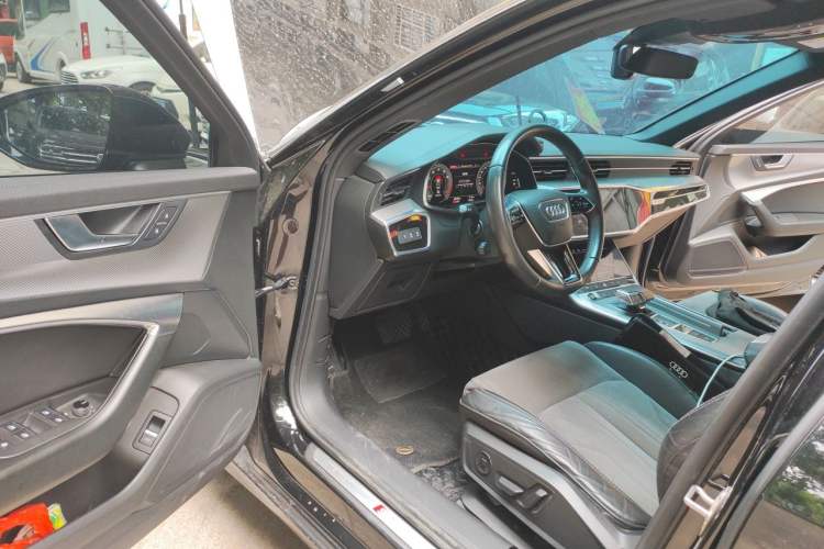 Used Audi A6L 2021 40 TFSI Luxury Dynamic Edition Driver Seat
