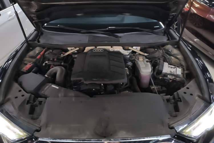 Used Audi A6L 2021 45 TFSI Prestige Dynamic Edition Engine Bay