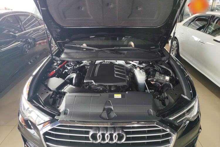 Used Audi A6L 2021 40 TFSI Luxury Dynamic Edition Engine Bay