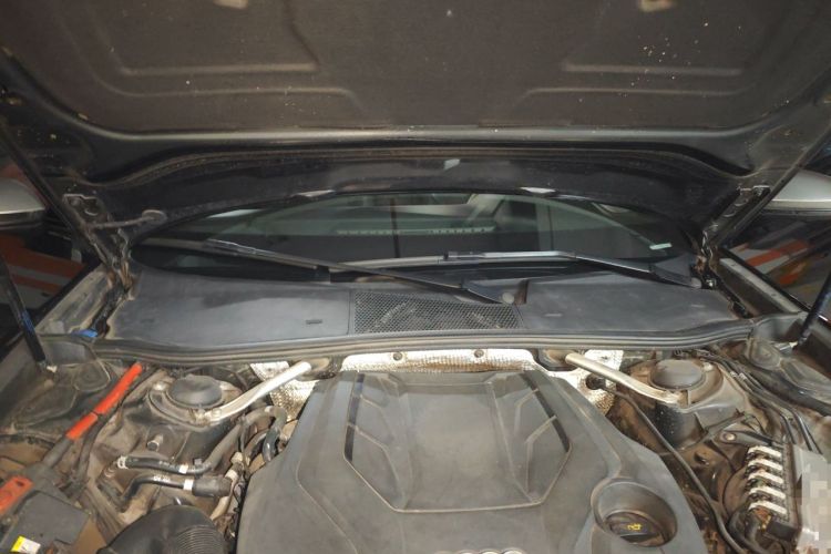 Used Audi A6L 2021 55 TFSI quattro Prestige Dynamic Edition Engine Bay