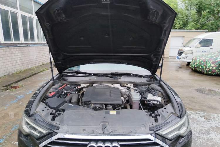 Used Audi A6L 2021 40 TFSI Luxury Prestige Edition Engine Bay