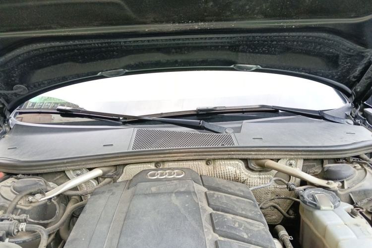 Used Audi A6L 2021 40 TFSI Luxury Dynamic Edition Engine Bay