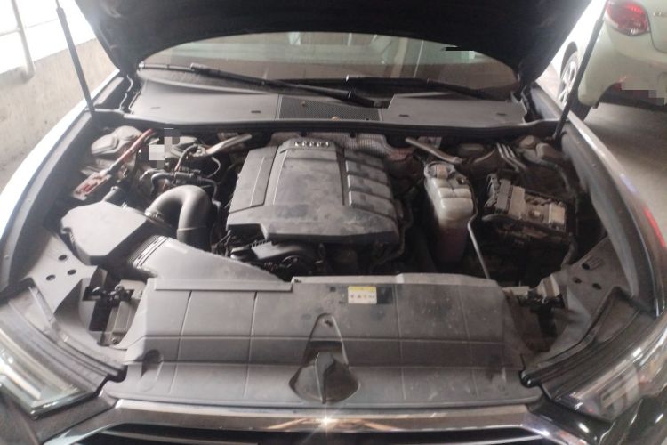 Used Audi A6L 2021 40 TFSI Luxury Dynamic Edition Engine Bay