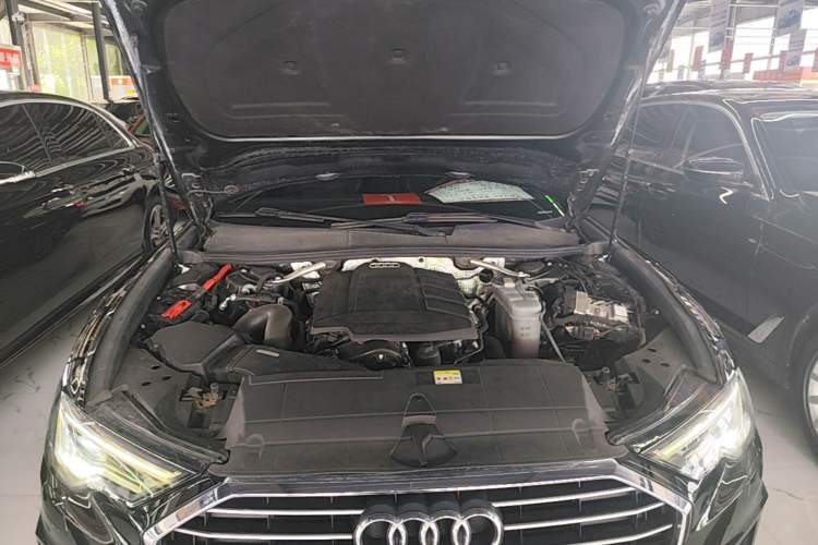 Used Audi A6L 2021 40 TFSI Luxury Dynamic Edition Engine Bay