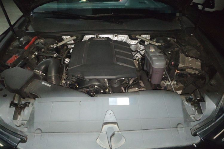 Used Audi A6L 2021 40 TFSI Luxury Dynamic Edition Engine Bay