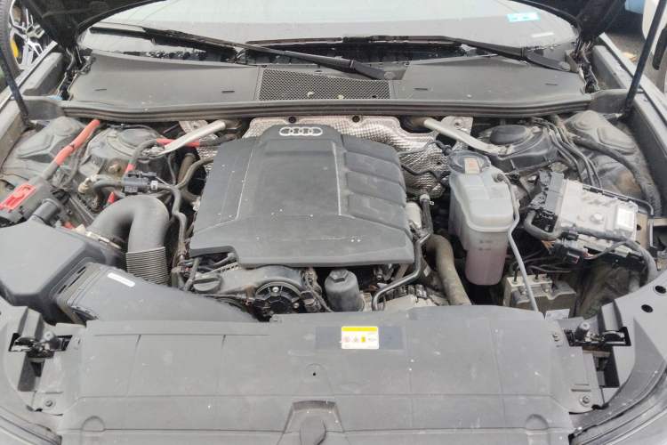 Used Audi A6L 2021 40 TFSI Luxury Prestige Edition Engine Bay