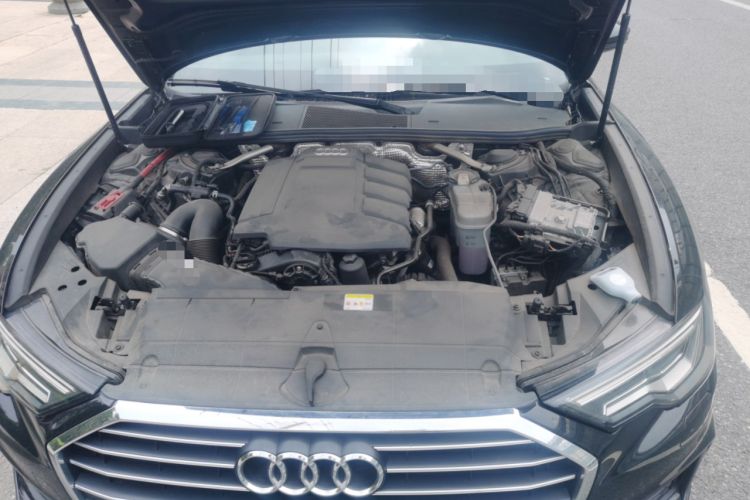 Used Audi A6L 2021 40 TFSI Luxury Dynamic Edition Engine Bay