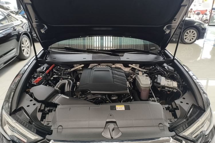 Used Audi A6L 2021 40 TFSI Luxury Dynamic Edition Engine Bay