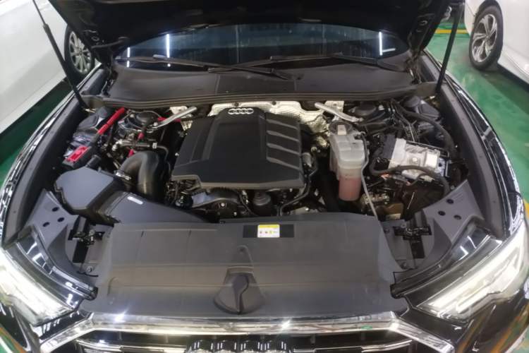 Used Audi A6L 2021 45 TFSI Prestige Dynamic Edition Engine Bay