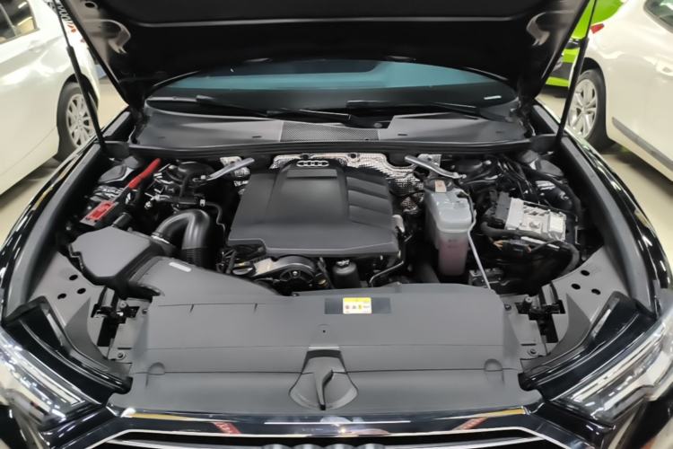 Used Audi A6L 2021 40 TFSI Luxury Dynamic Edition Engine Bay