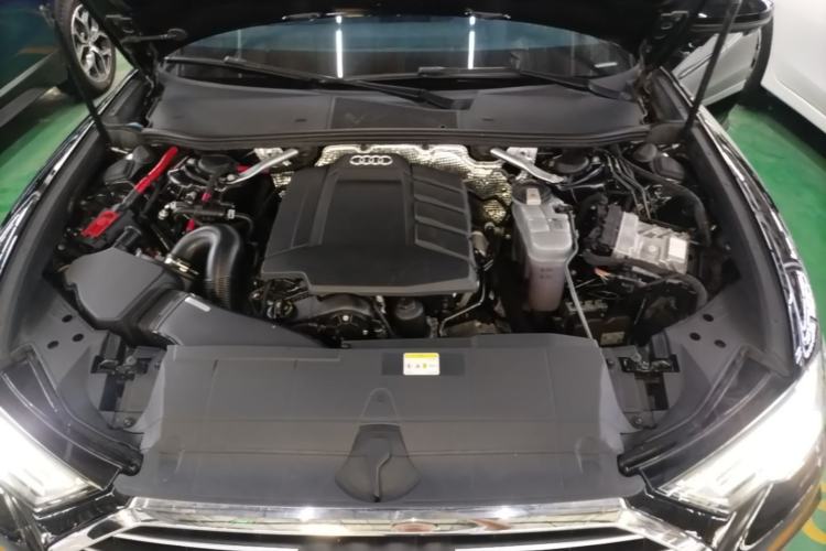 Used Audi A6L 2021 40 TFSI Luxury Dynamic Edition Engine Bay