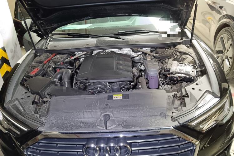 Used Audi A6L 2021 40 TFSI Luxury Dynamic Edition Engine Bay