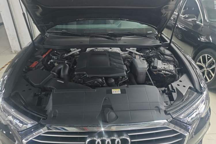 Used Audi A6L 2021 45 TFSI Prestige Dynamic Edition Engine Bay