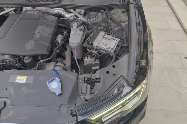 Used Audi A6L 2021 45 TFSI Prestige Dynamic Edition Engine Bay Left