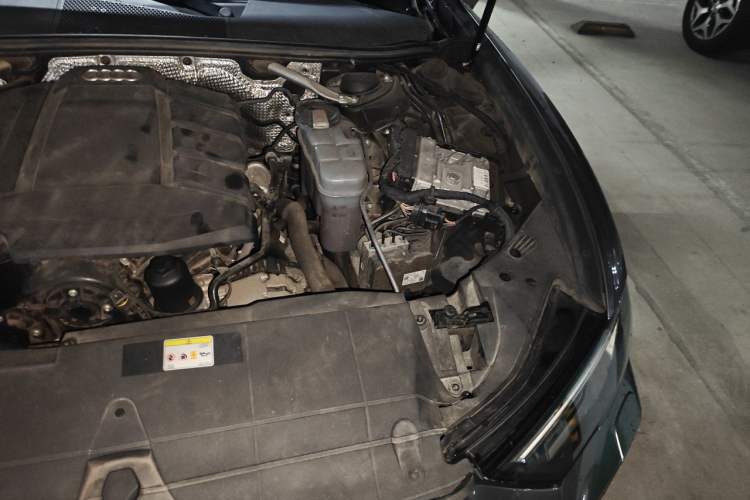 Used Audi A6L 2021 45 TFSI Prestige Dynamic Edition Engine Bay Left