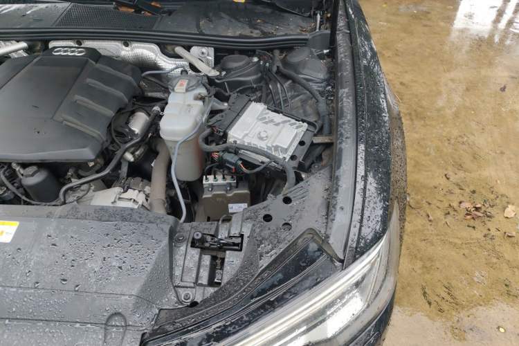 Used Audi A6L 2021 45 TFSI Prestige Dynamic Edition Engine Bay Left