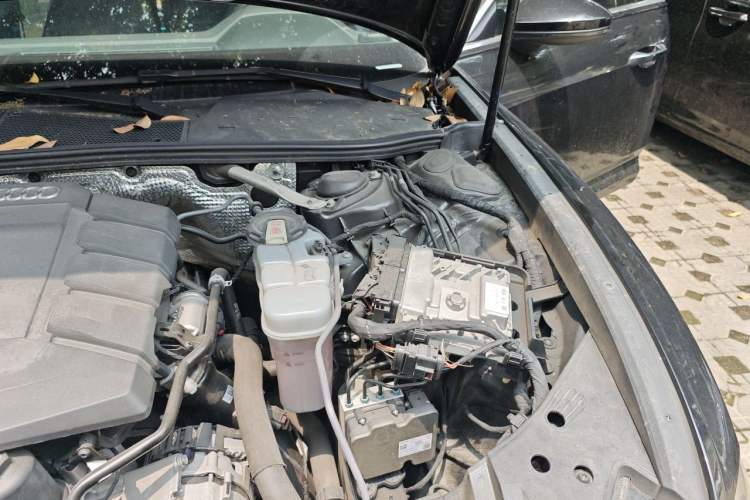 Used Audi A6L 2021 45 TFSI Prestige Elegant Edition Engine Bay Left