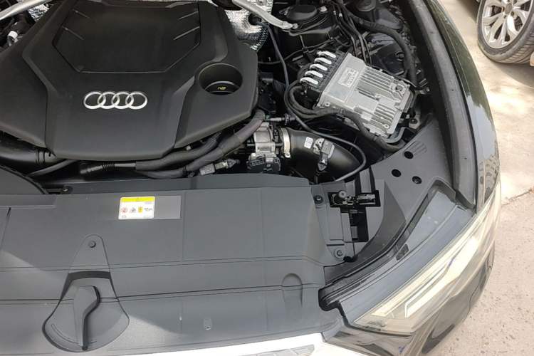 Used Audi A6L 2021 55 TFSI quattro Prestige Edition Engine Bay Left