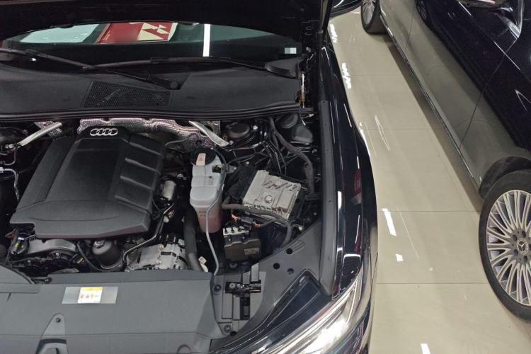 Used Audi A6L 2021 45 TFSI Prestige Elegant Edition Engine Bay Left