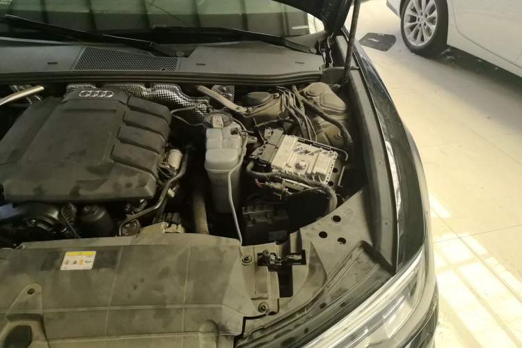 Used Audi A6L 2021 45 TFSI Prestige Dynamic Edition Engine Bay Left
