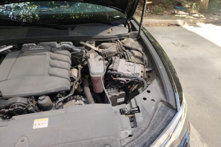 Used Audi A6L 2021 45 TFSI Enjoy Life Edition Engine Bay Left