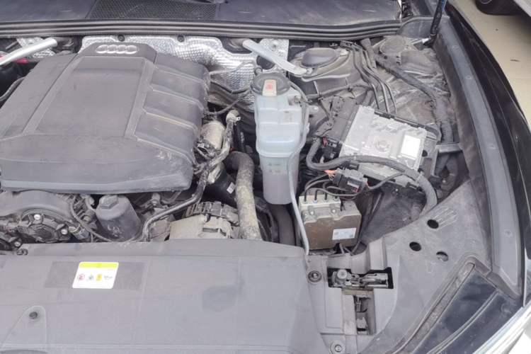 Used Audi A6L 2021 40 TFSI Luxury Dynamic Edition Engine Bay Left